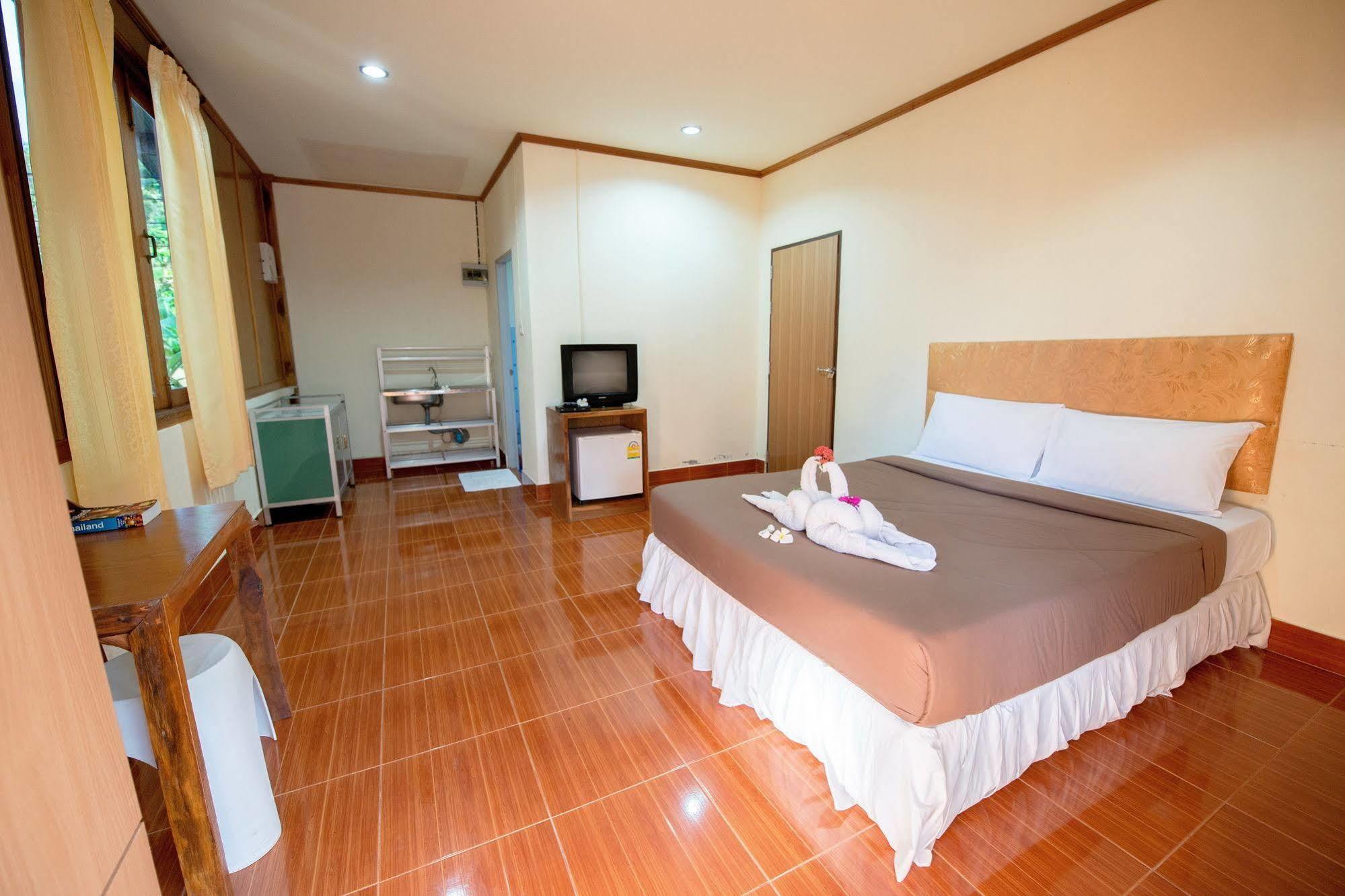 Poonsap Resort Ko Lanta Dış mekan fotoğraf
