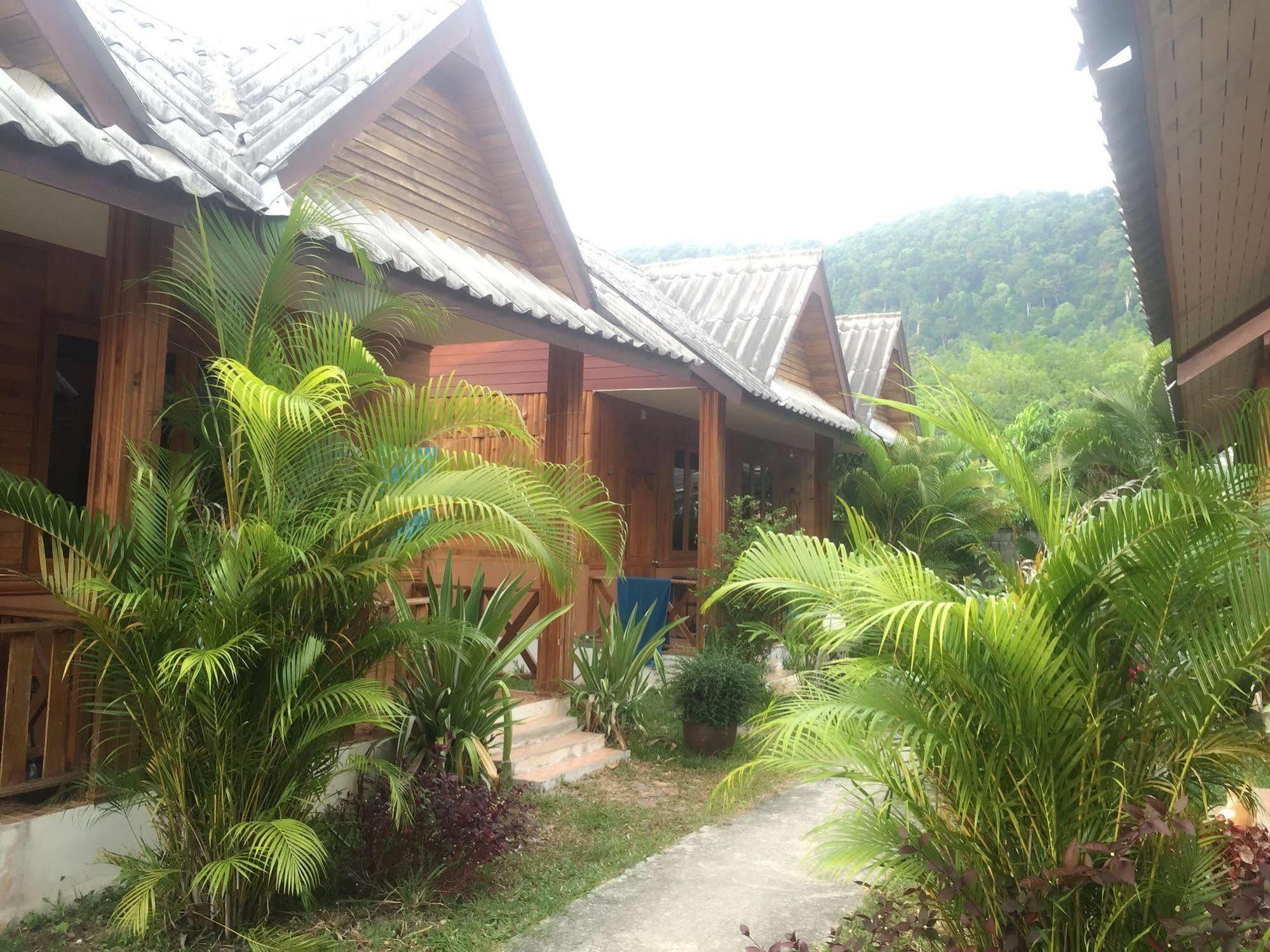Poonsap Resort Ko Lanta Dış mekan fotoğraf