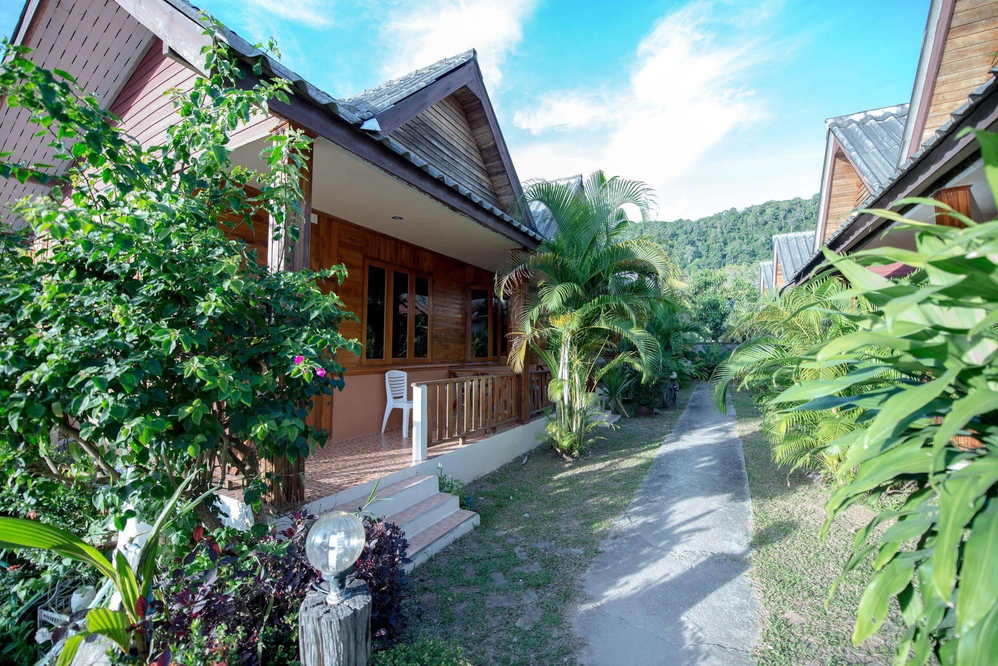 Poonsap Resort Ko Lanta Dış mekan fotoğraf